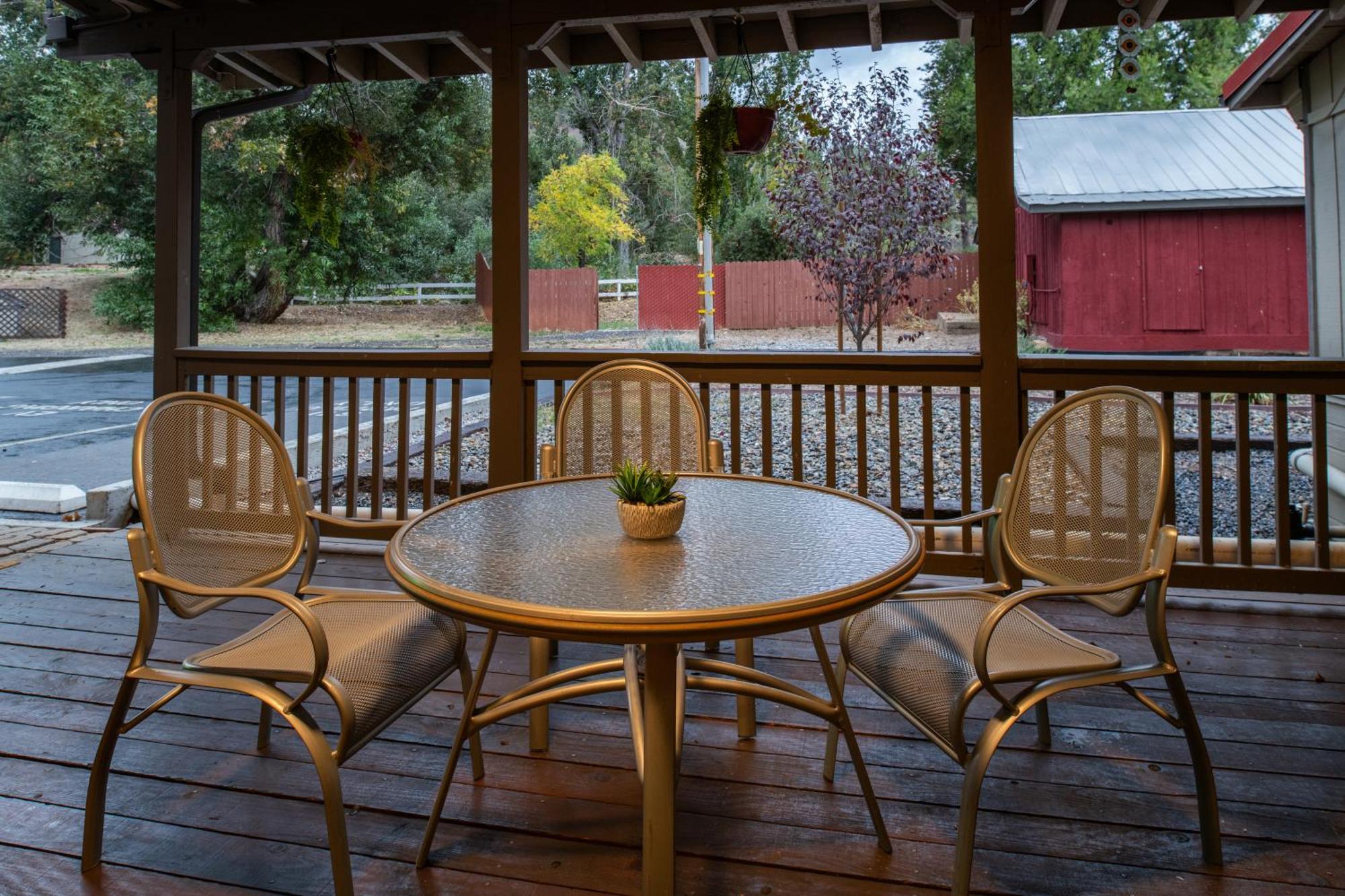 Buck Meadows Lodge Groveland Εξωτερικό φωτογραφία